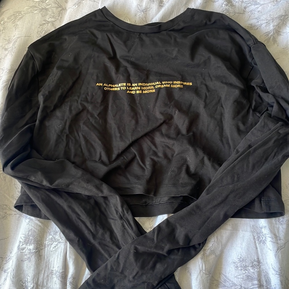 Alphalete crop long sleeve
